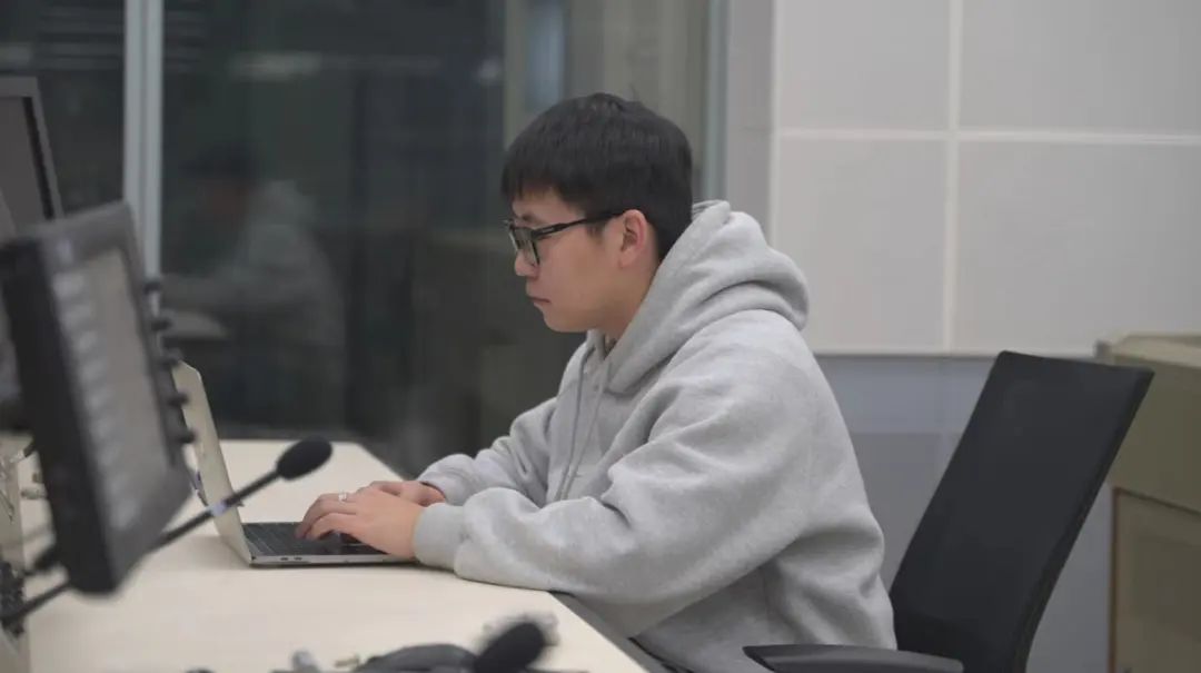 284392a8ff03bd04420c3aefeb2f4948