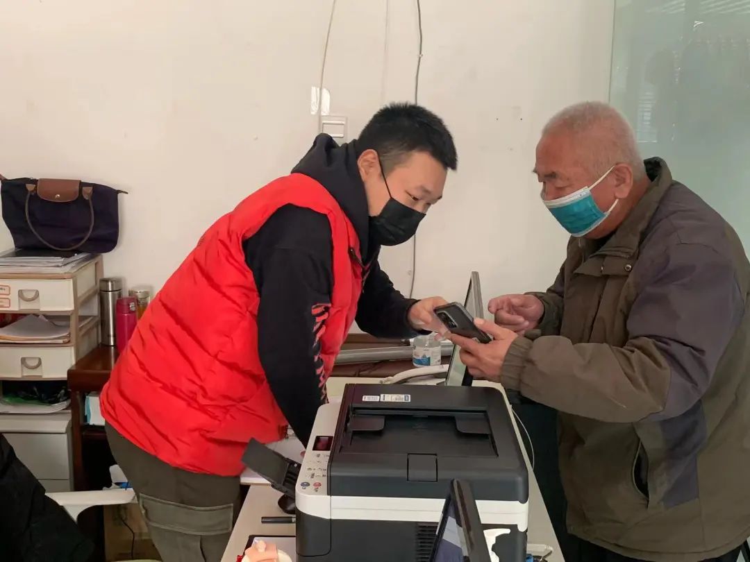 d633bf8debb74a227a058f1c387bc36e