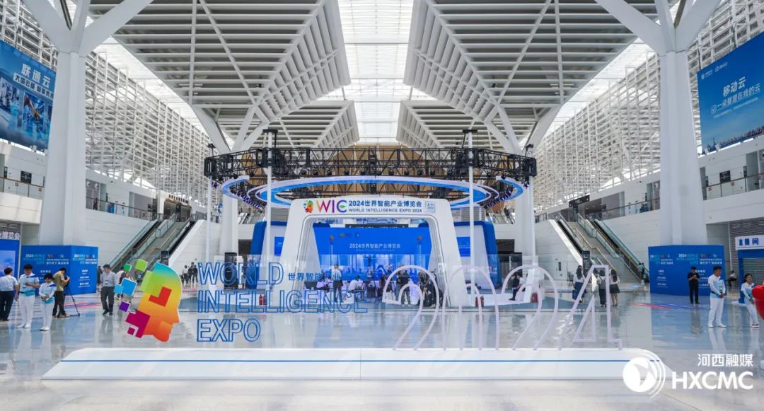 EZPAYǮ�������������ܲ�ҵչ����